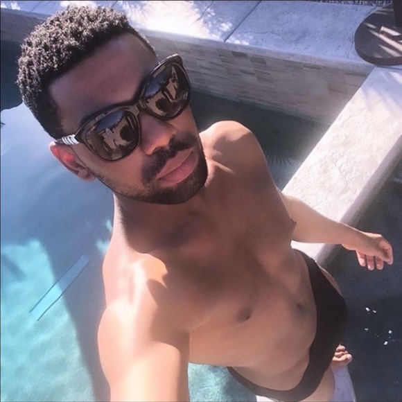 Meet your Posher, Taylor - Picture 7 of 17